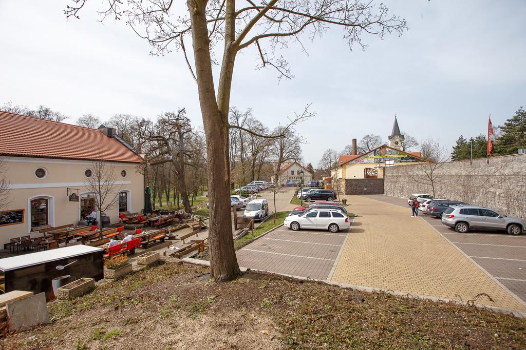 Pension U Hastrmana Prague Luaran gambar